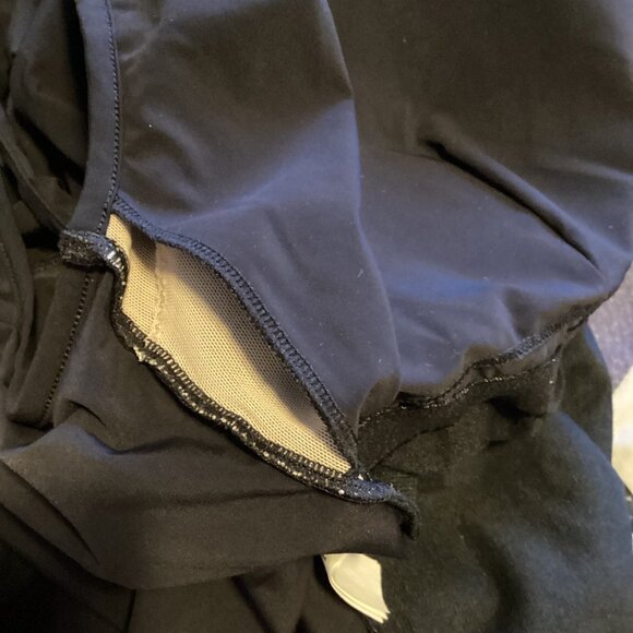 Amoena Trinidad Women's Black One Piece Swimsuit Swimming Vacation Scoop Neck - Picture 10 of 10